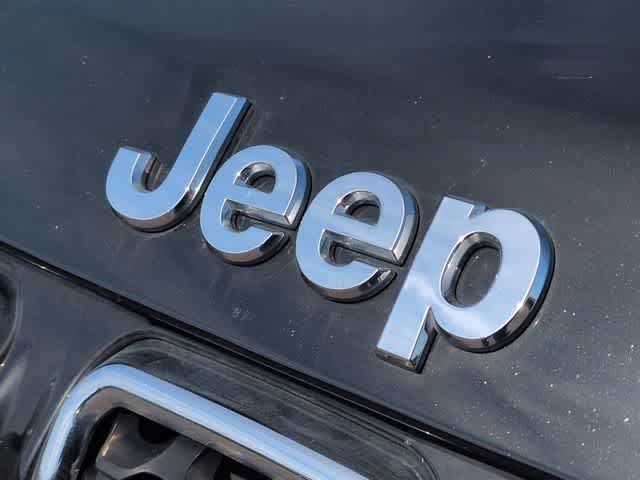 Used 2023 Jeep Compass Limited w/ Sun and Sound Group AWD/4WD image 11