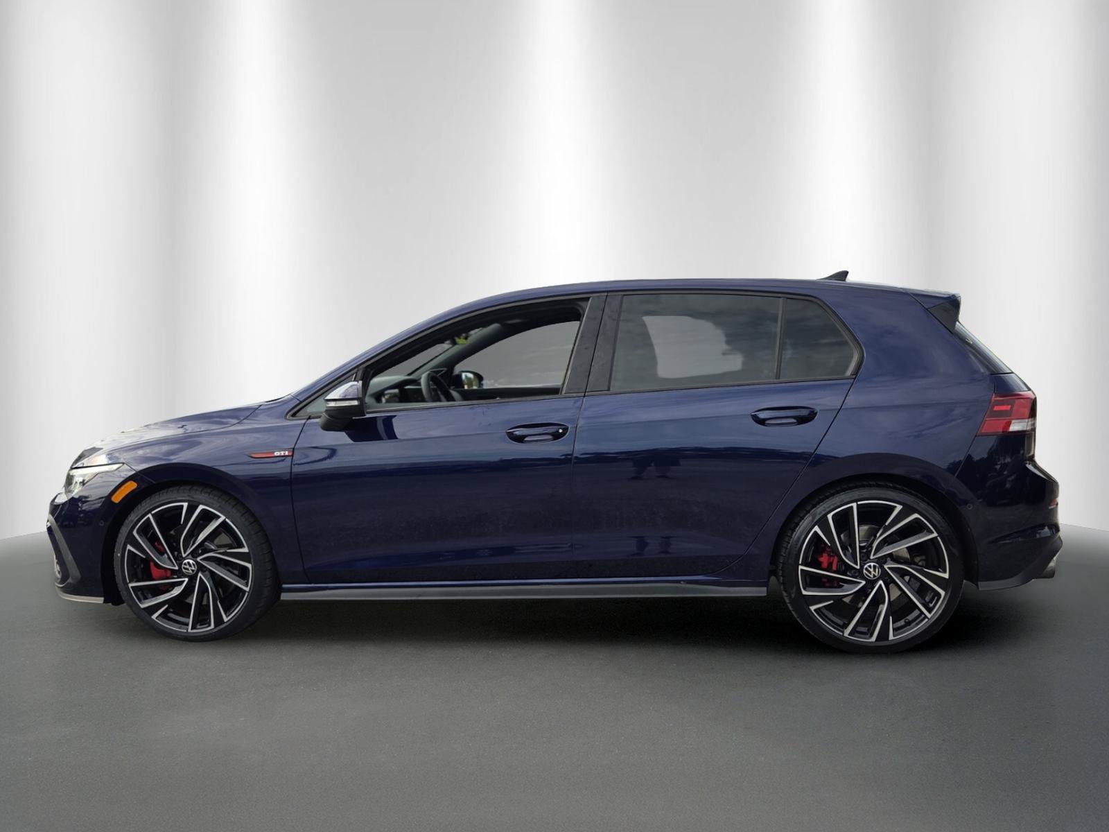 Used 2022 Volkswagen GTI Autobahn FWD image 4