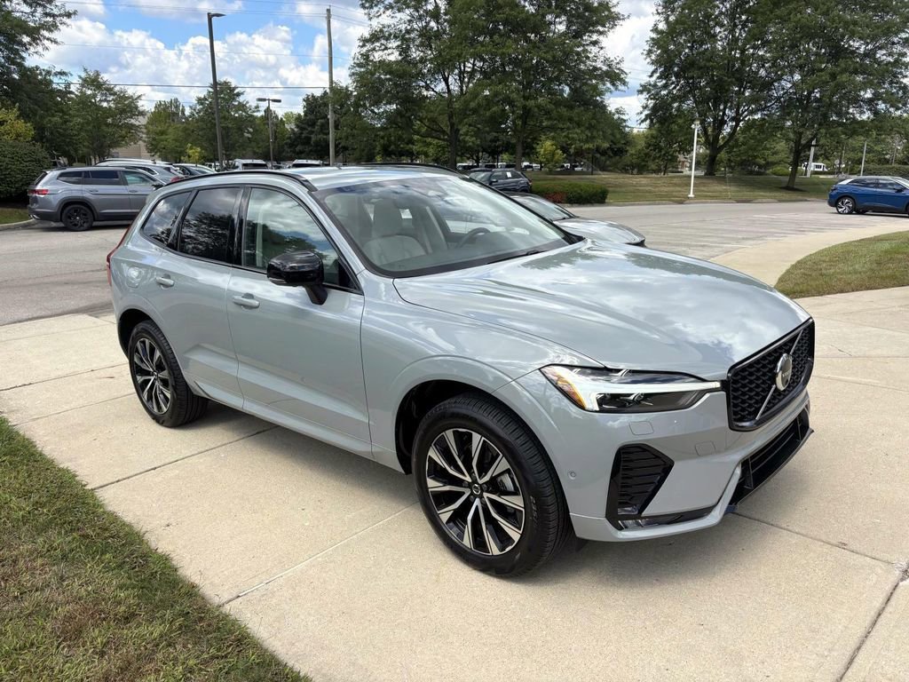 Used 2025 Volvo XC60 B5 Plus w/ Climate Package
