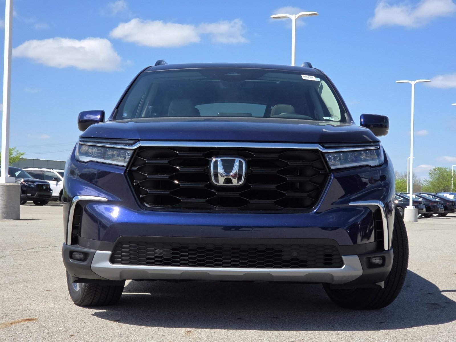 Used 2025 Honda Pilot Touring image 16