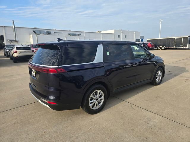 Used 2024 Kia Carnival LX FWD image 13