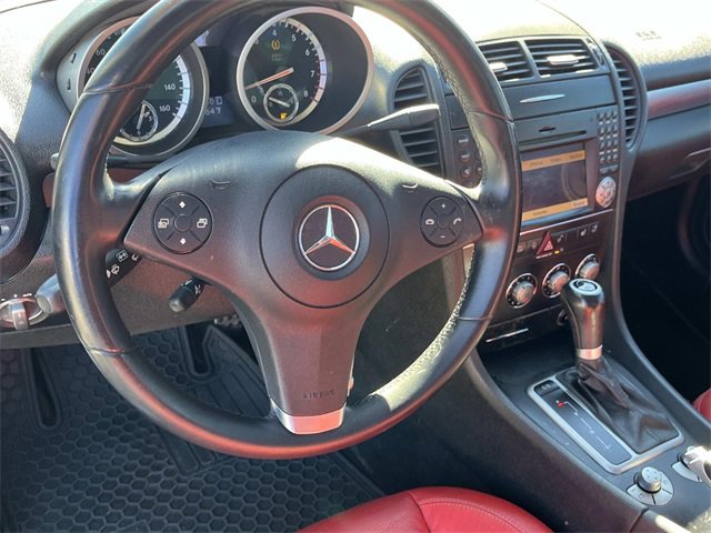 Used 2011 Mercedes-Benz SLK 300 image 12