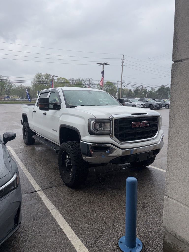 Used 2018 GMC Sierra 1500 4x4 Crew Cab w/ Sierra Appearance Package image 1