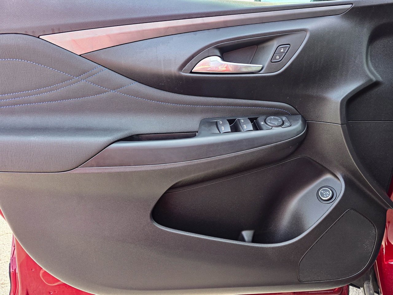 Used 2025 Buick Envista Sport Touring w/ Convenience I Package image 14