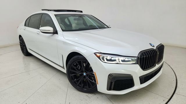 Used 2022 BMW 740i w/ M Sport Package image 91