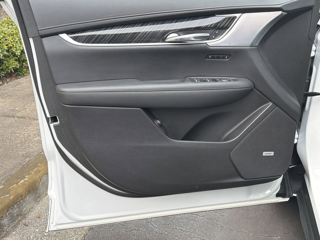 Certified 2023 Cadillac XT6 Premium Luxury image 10