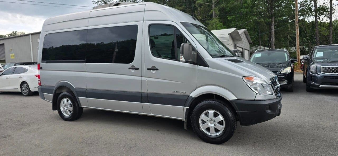Used 2008 Dodge Sprinter 2500 RWD image 4