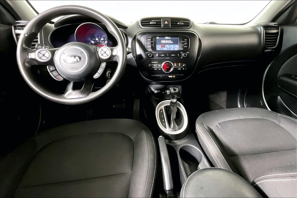 Used 2017 Kia Soul + image 13