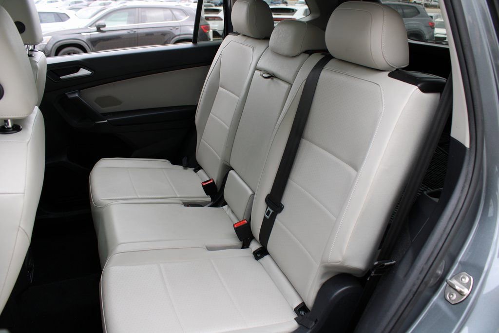 Used 2018 Volkswagen Tiguan SEL image 22