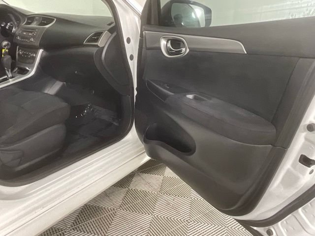 Used 2014 Nissan Sentra SR FWD image 17