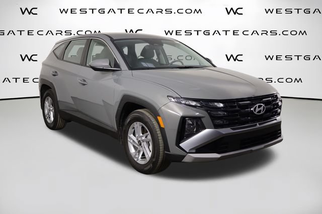 Used 2025 Hyundai Tucson SE FWD image 36