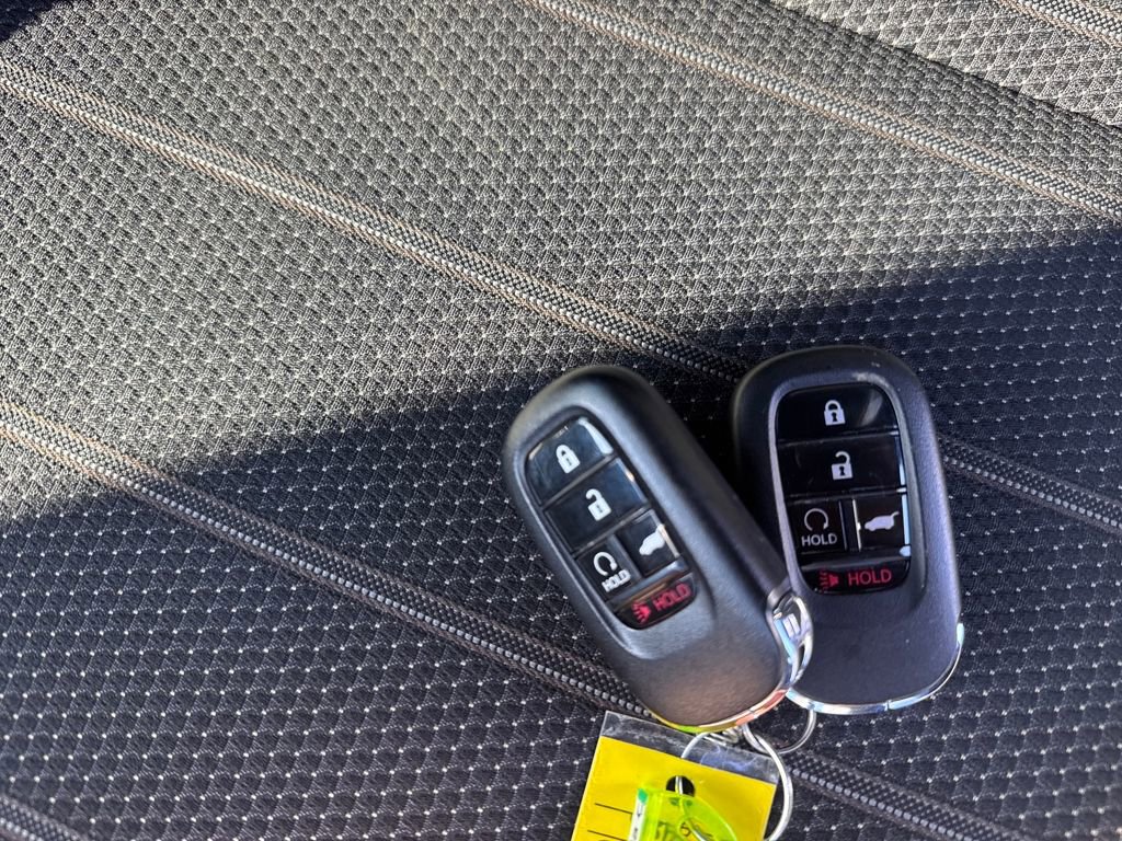 Used 2025 Honda CR-V Sport image 30