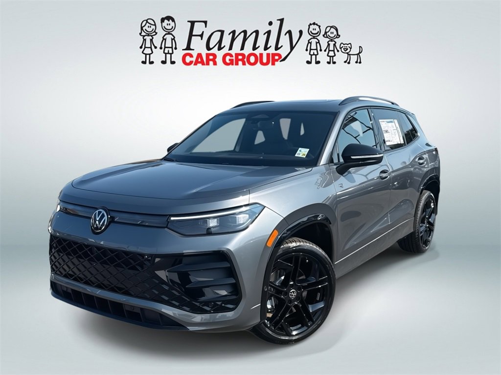 New 2025 Volkswagen Tiguan SE R-Line