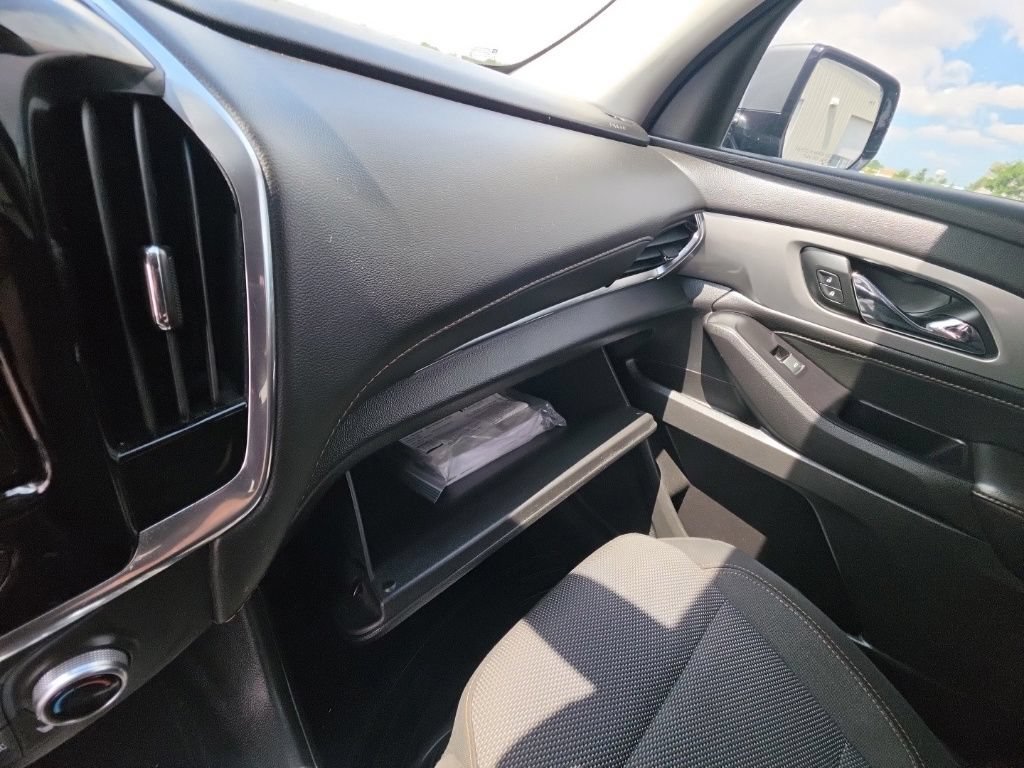 Used 2019 Chevrolet Traverse LT AWD/4WD image 22