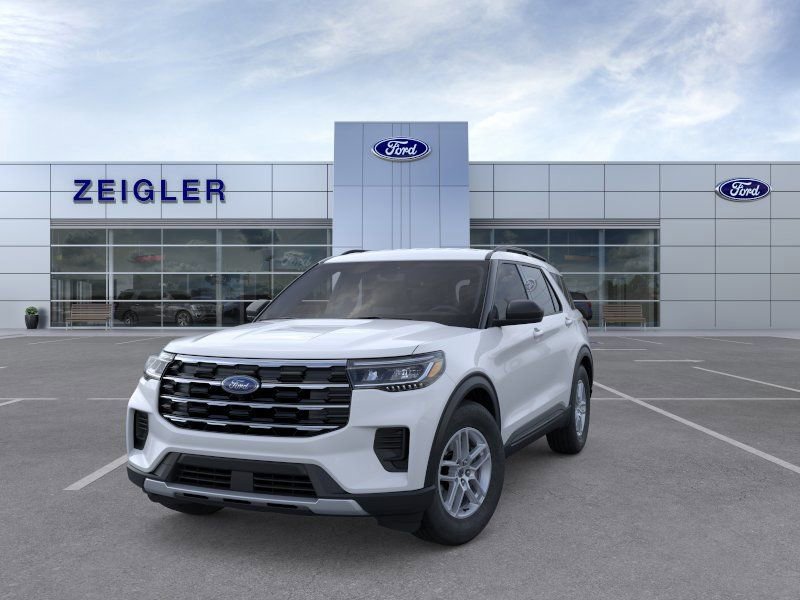 New 2026 Ford Explorer Active image 2
