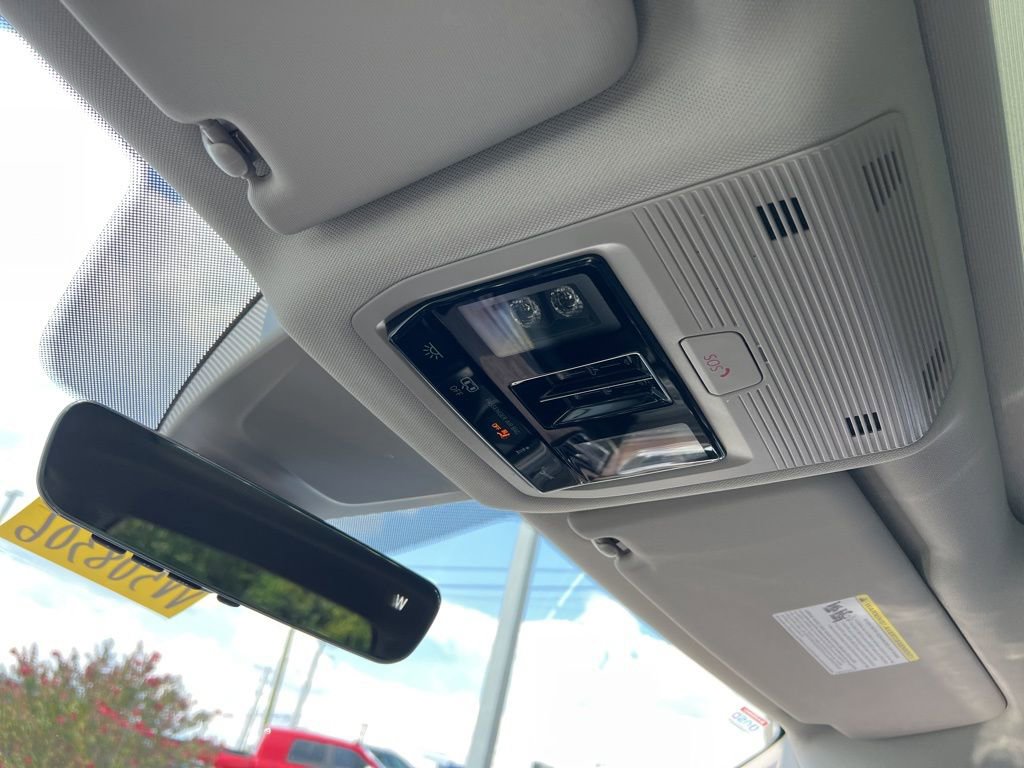 New 2026 Volkswagen Atlas SEL Premium R-Line image 22