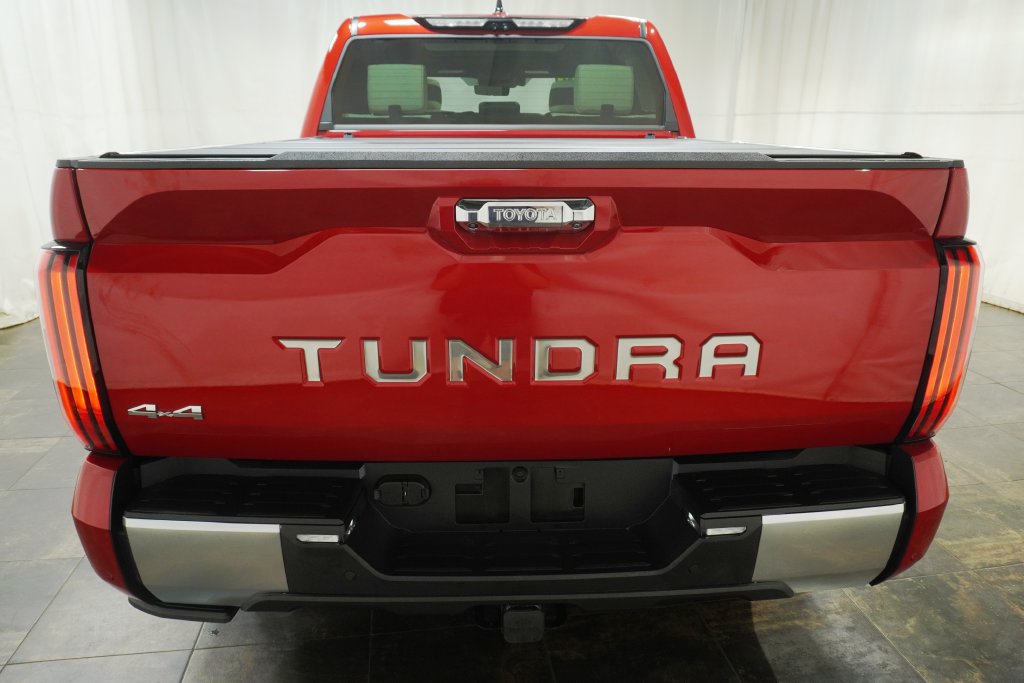 Certified 2022 Toyota Tundra Capstone AWD/4WD image 5