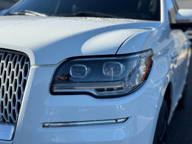 Certified 2022 Lincoln Navigator Reserve image 8