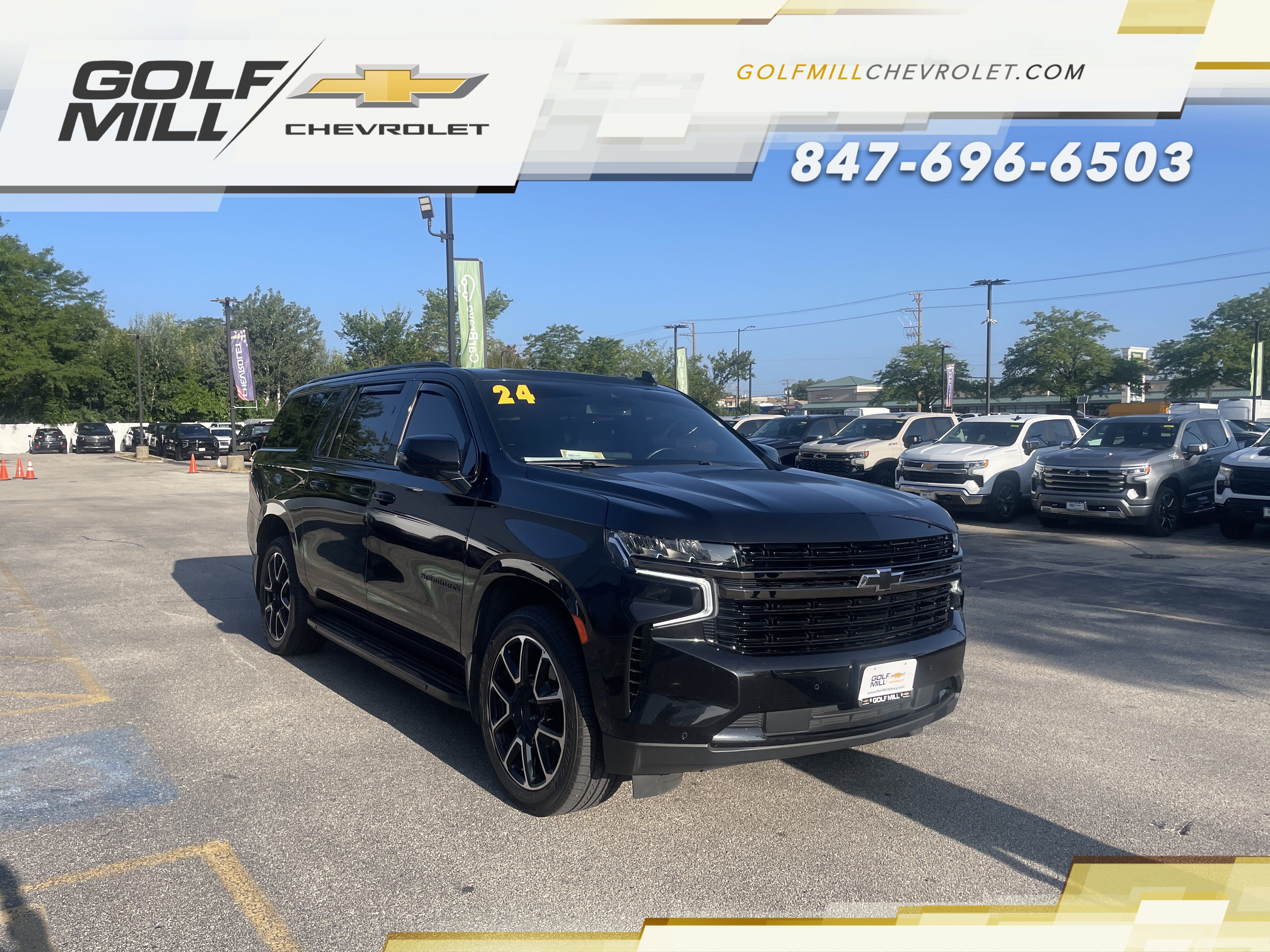 Used 2024 Chevrolet Suburban RST w/ Luxury Package AWD/4WD image 5