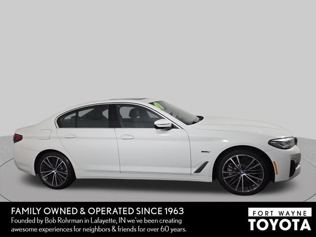 Used 2023 BMW 530e xDrive AWD/4WD image 5