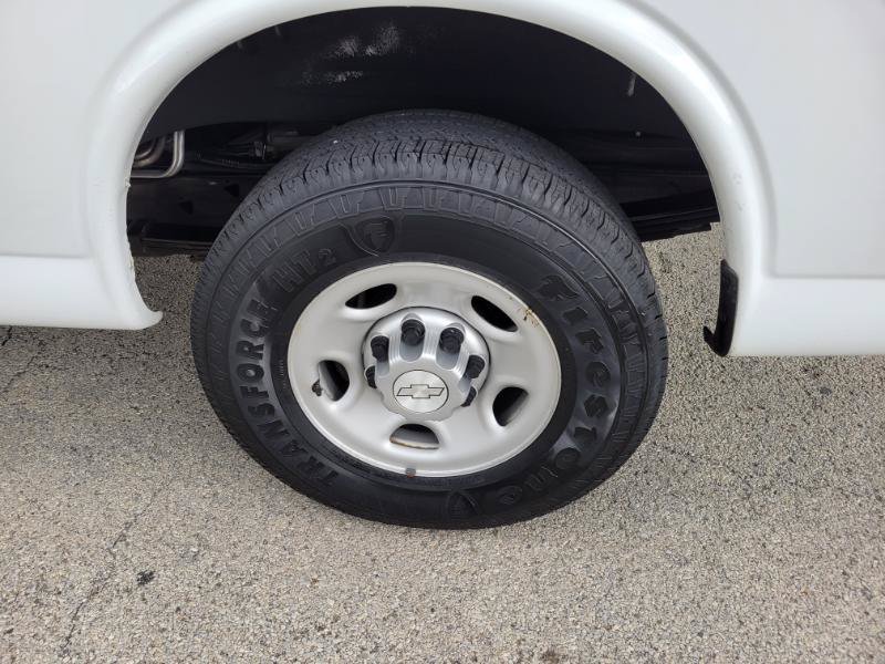 Used 2017 Chevrolet Express 2500 LS RWD image 21