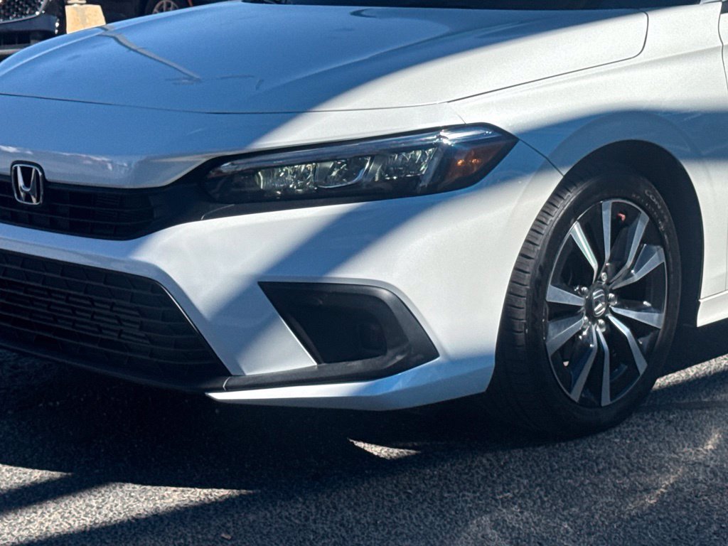 Used 2022 Honda Civic EX image 2