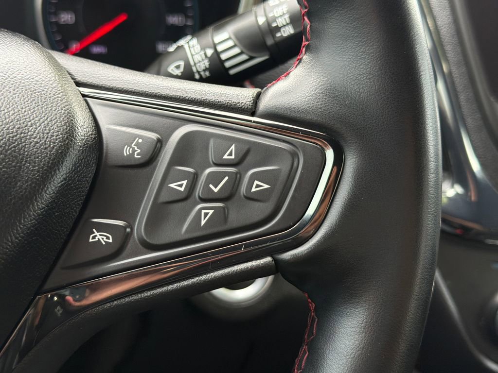 Used 2023 Chevrolet Equinox RS w/ RS Leather Package FWD image 21