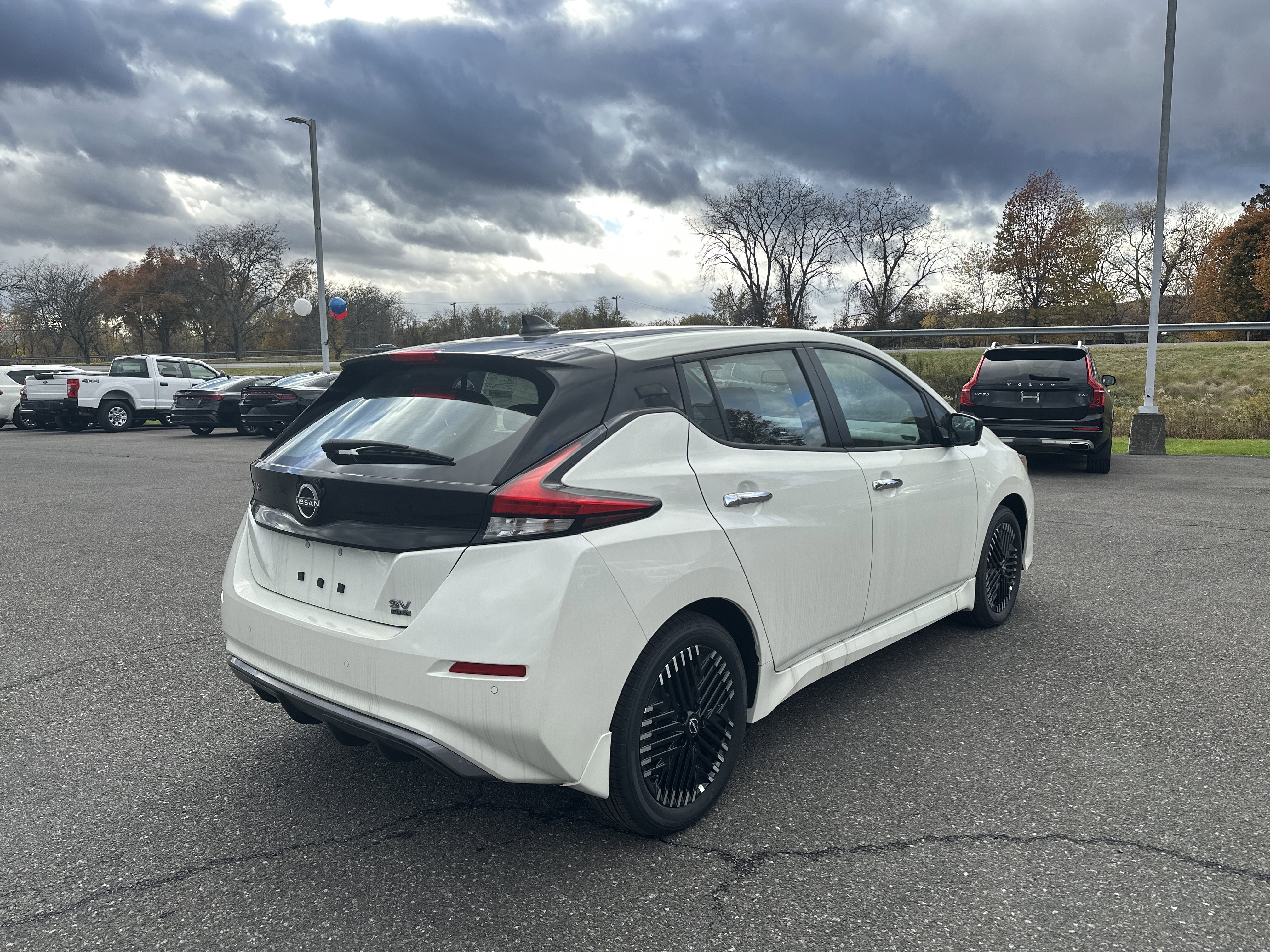 New 2025 Nissan Leaf SV Plus image 5