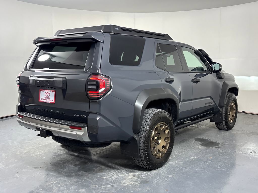 Used 2025 Toyota 4Runner Trailhunter AWD/4WD image 7