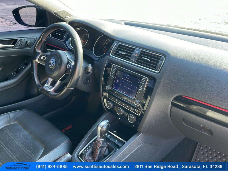 Used 2018 Volkswagen Jetta GLI FWD image 21