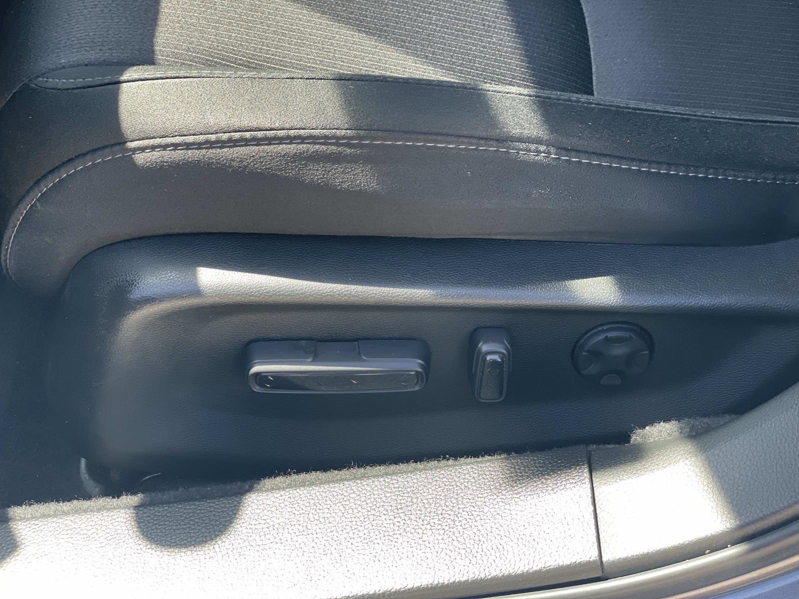 Used 2020 Honda Accord EX image 17
