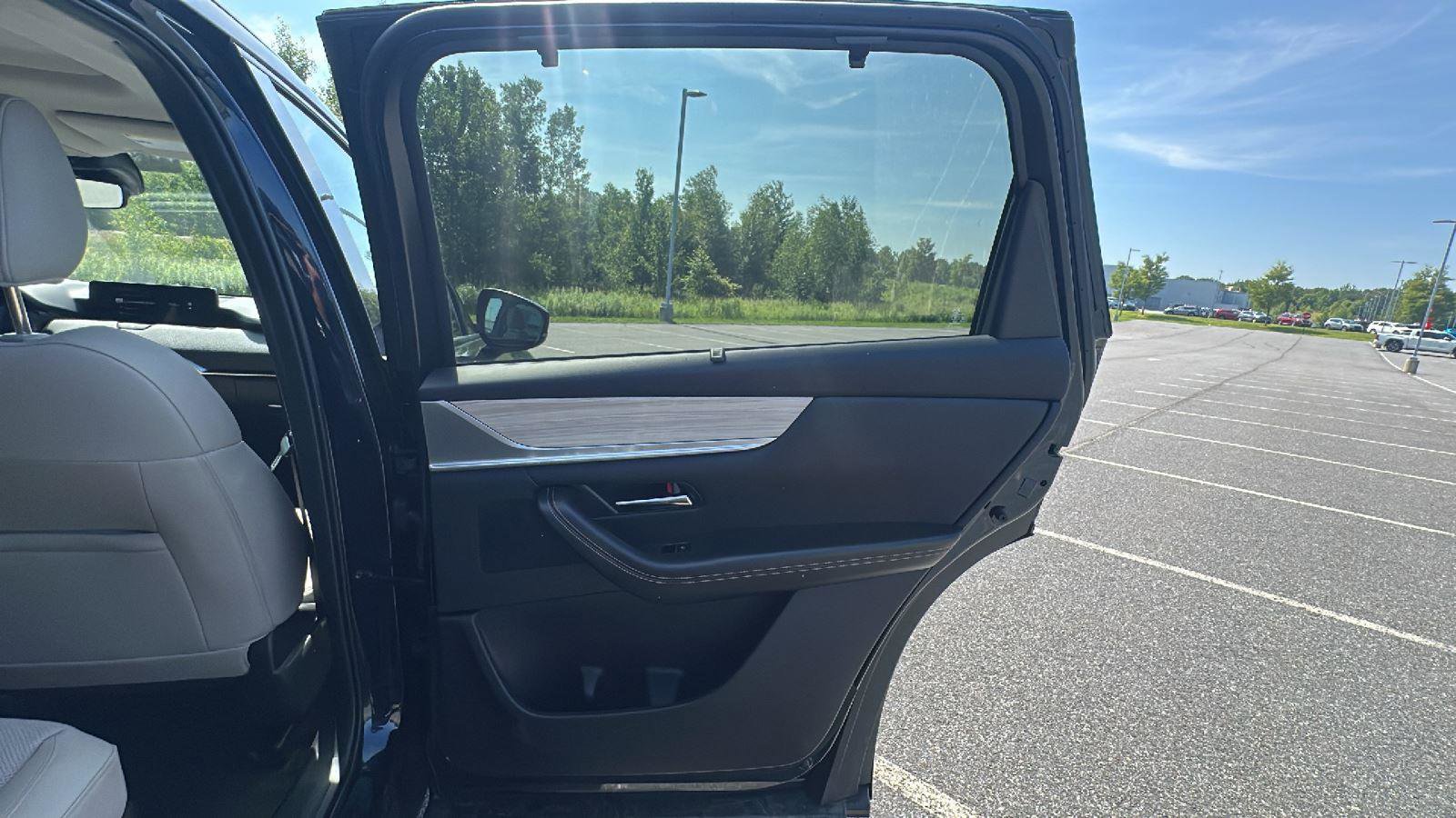 Certified 2024 MAZDA CX-90 Plug-In Hybrid w/ Preferred image 20