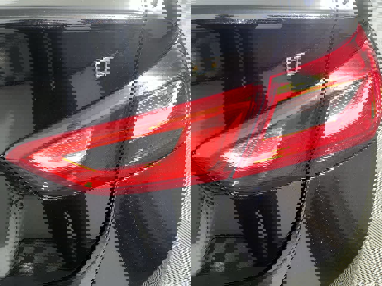 Used 2023 Chevrolet Malibu LT image 12