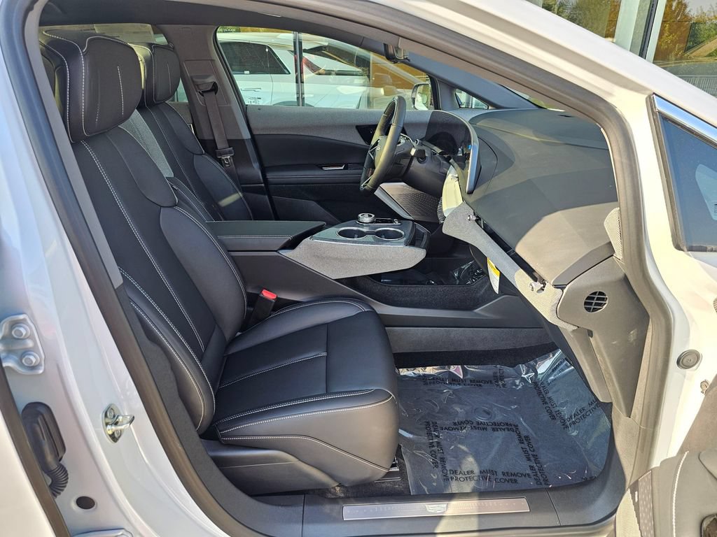 New 2026 Cadillac Optiq Luxury 1 AWD/4WD image 11