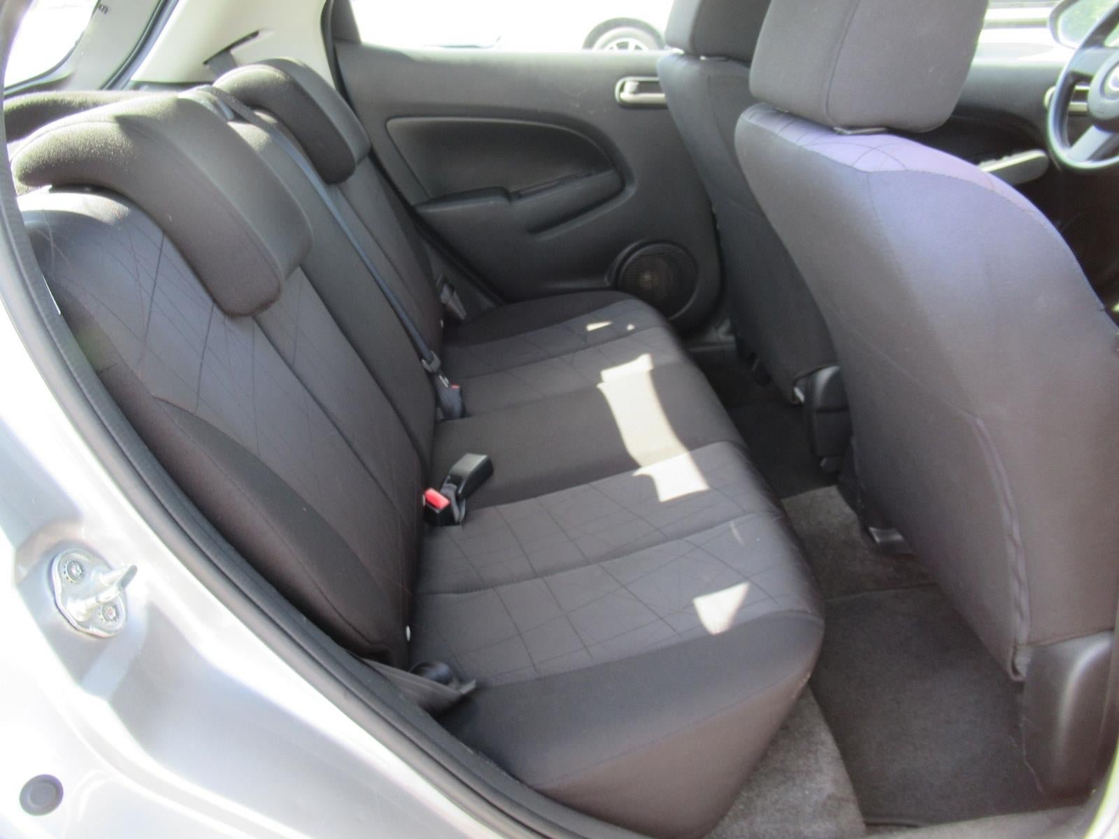 Used 2011 MAZDA MAZDA2 Sport FWD image 25