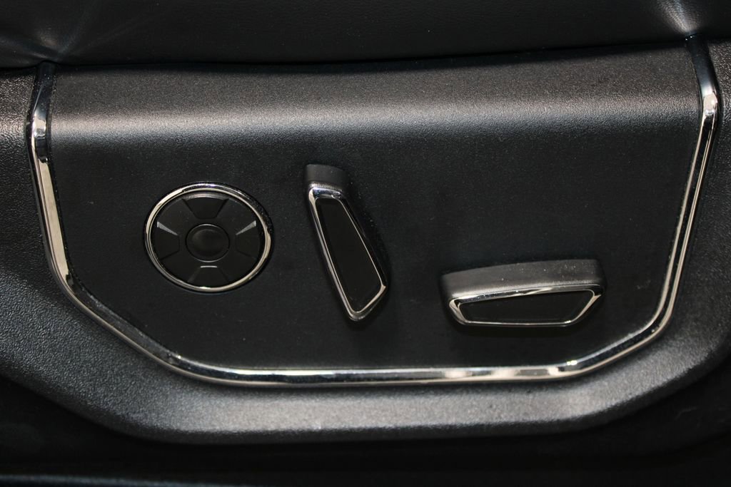 Used 2020 Ford Expedition Platinum RWD image 36