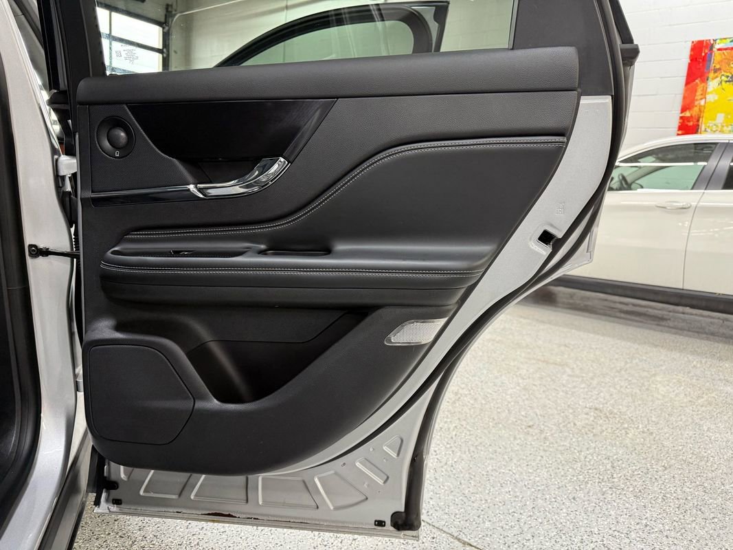 Used 2020 Lincoln Corsair Reserve w/ Equipment Group 201A image 22