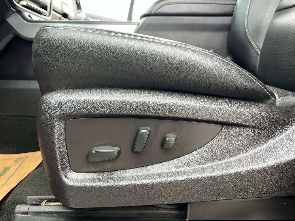 Used 2016 Chevrolet Silverado 2500 LTZ w/ LTZ Plus Package image 18