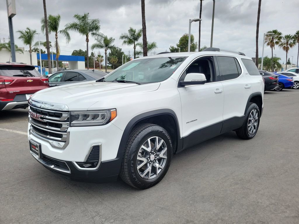 Used 2023 GMC Acadia SLT image 2
