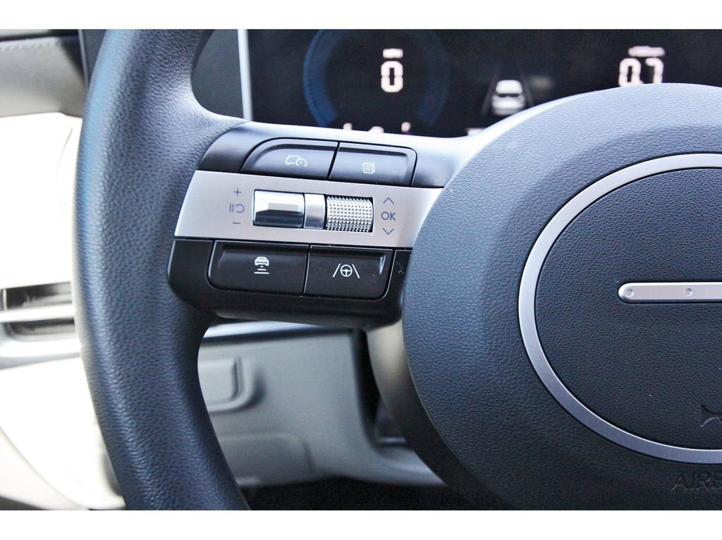 Certified 2025 Hyundai Tucson SEL image 18