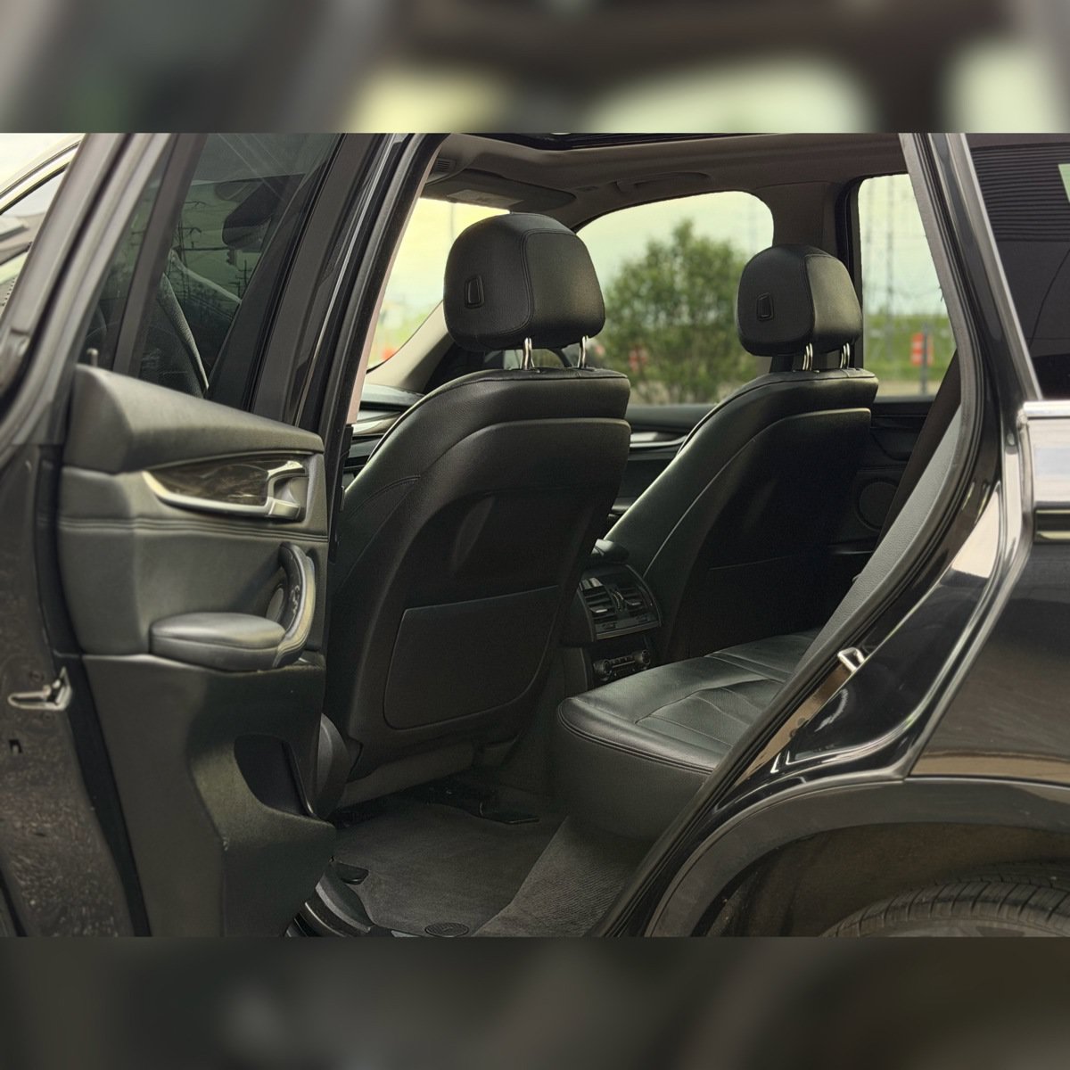 Used 2014 BMW X5 xDrive35i w/ Premium Package AWD/4WD image 7
