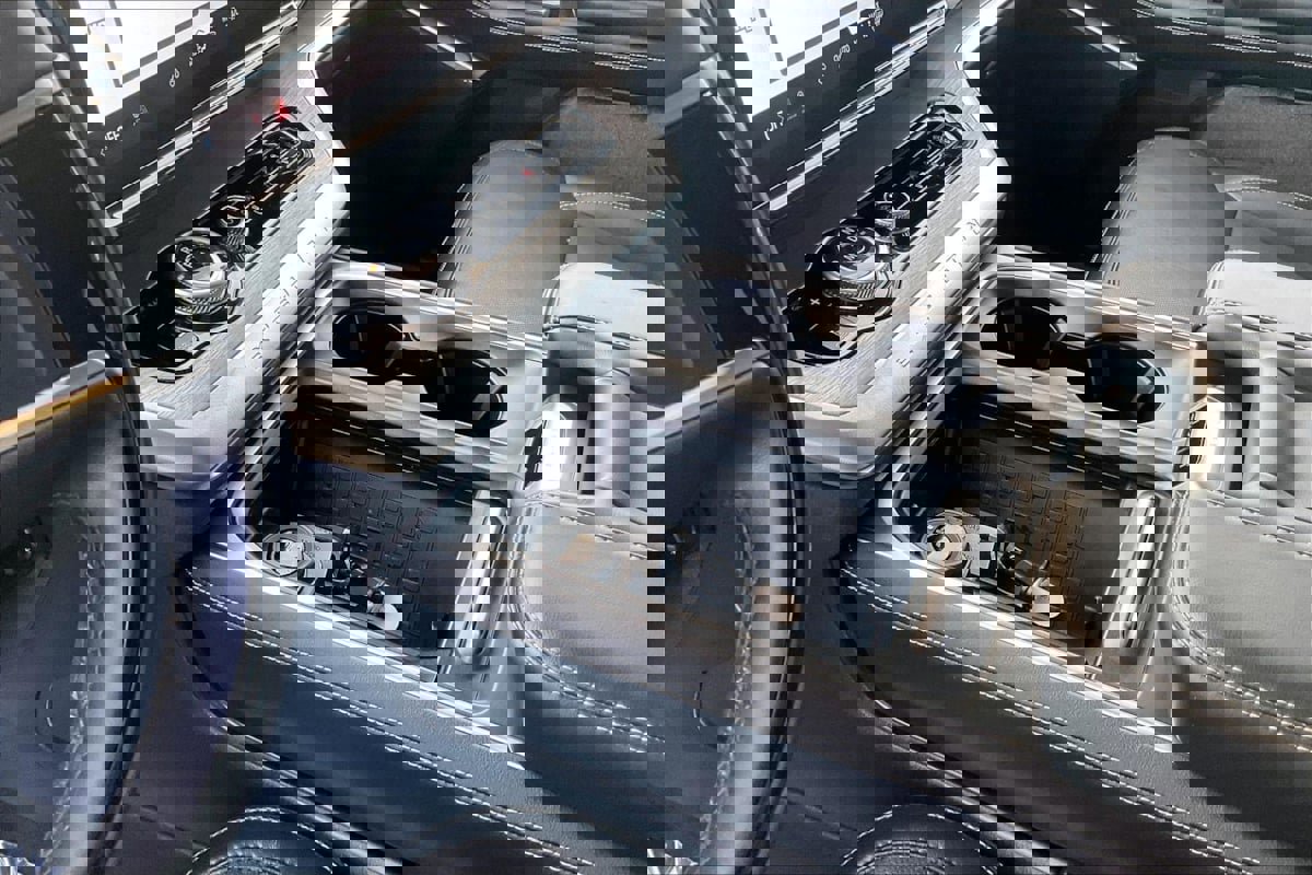 Used 2025 Ford Expedition Max Platinum image 13