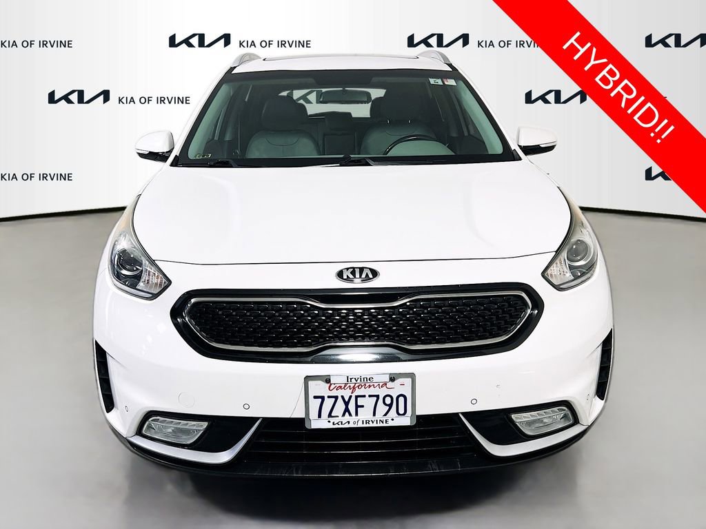 Certified 2017 Kia Niro Touring image 2
