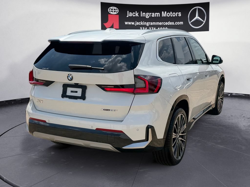 Used 2025 BMW X1 xDrive28i w/ Technology Package AWD/4WD image 5