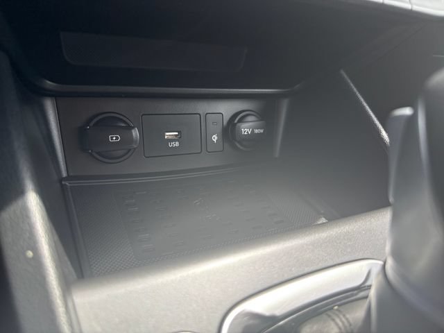 Certified 2023 Hyundai Kona SEL w/ Convenience Package AWD/4WD image 33