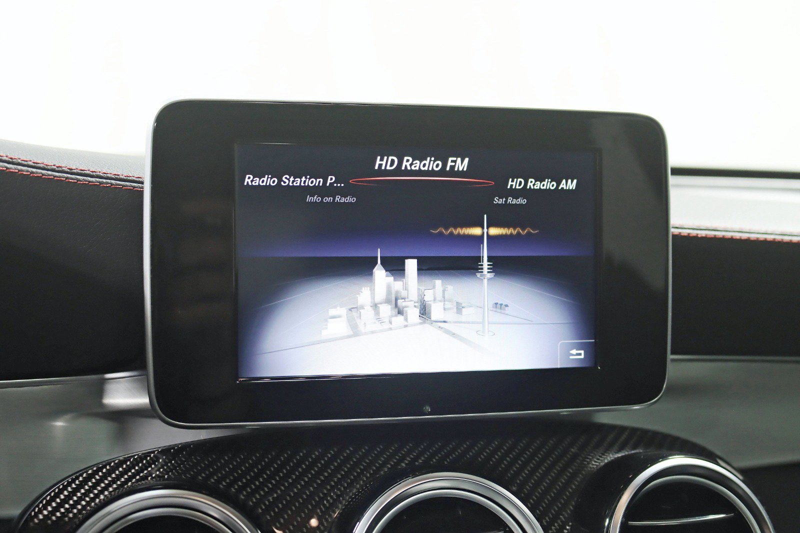 Used 2019 Mercedes-Benz GLC 43 AMG 4MATIC image 27