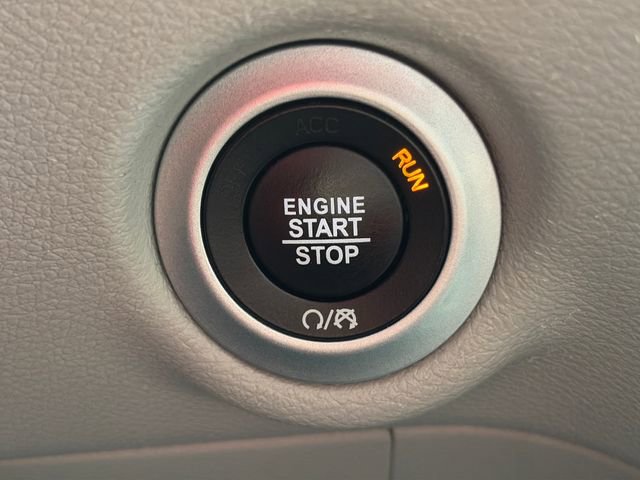 Used 2024 Chrysler Pacifica Touring-L FWD image 49