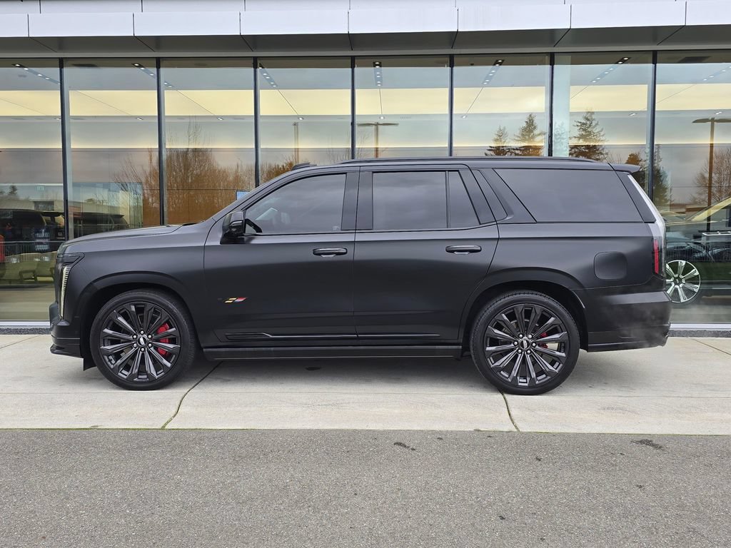 Used 2025 Cadillac Escalade V AWD/4WD image 2