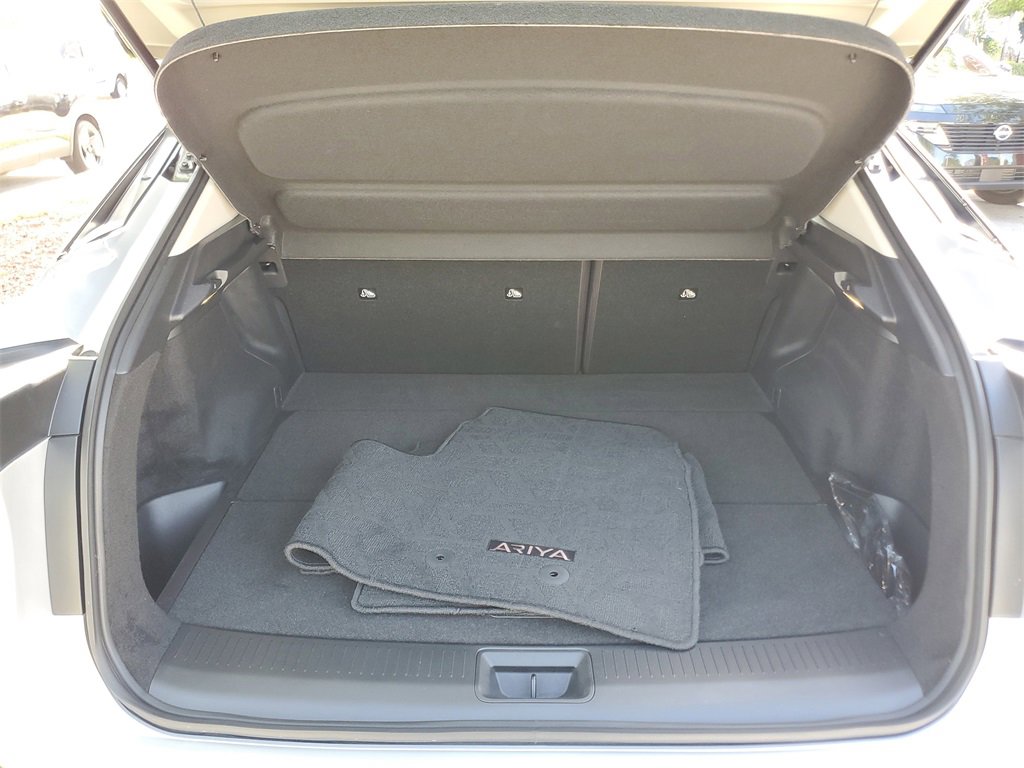 Certified 2024 Nissan Ariya AWD image 9