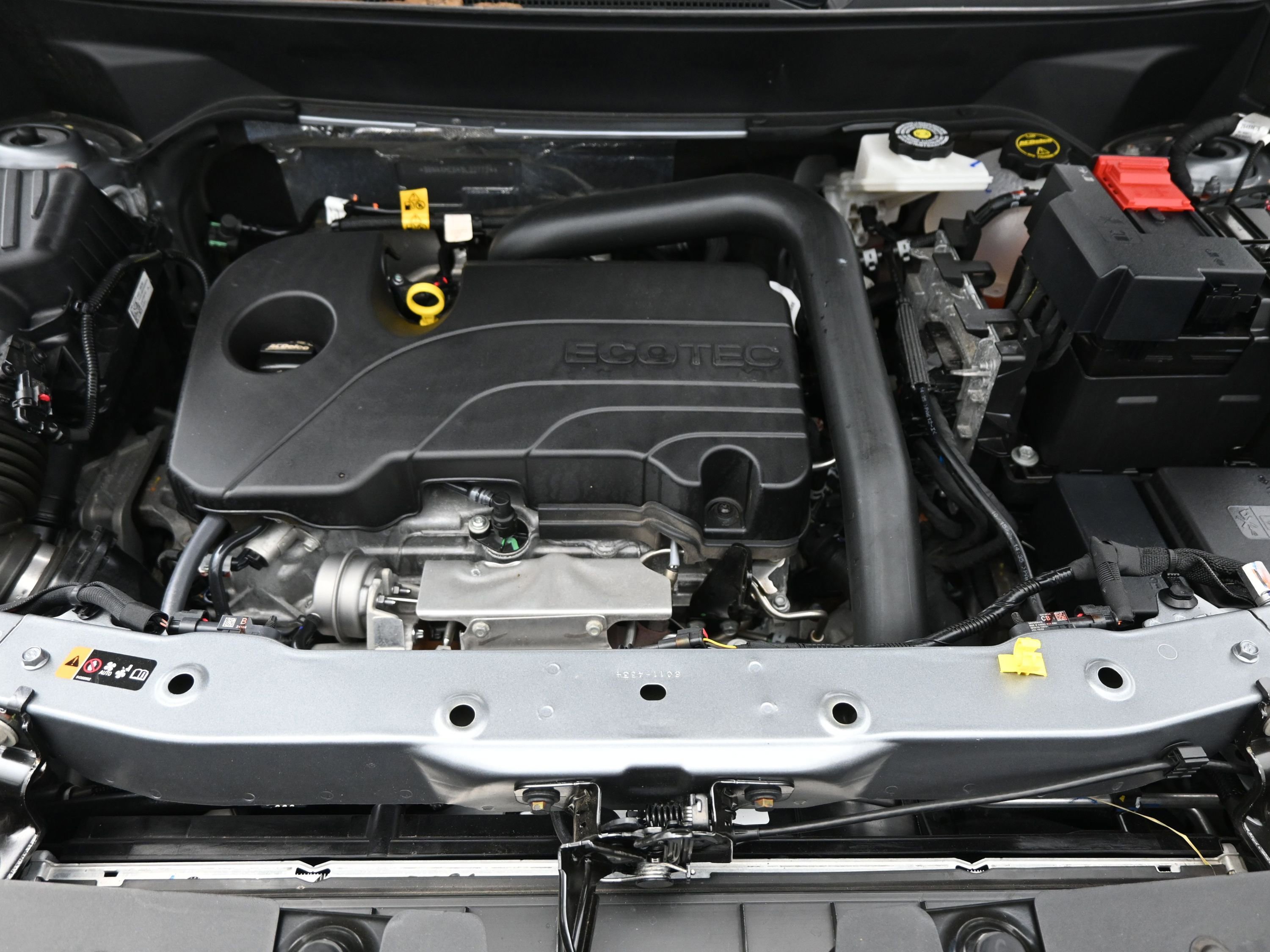 Used 2025 Chevrolet Equinox LT image 19